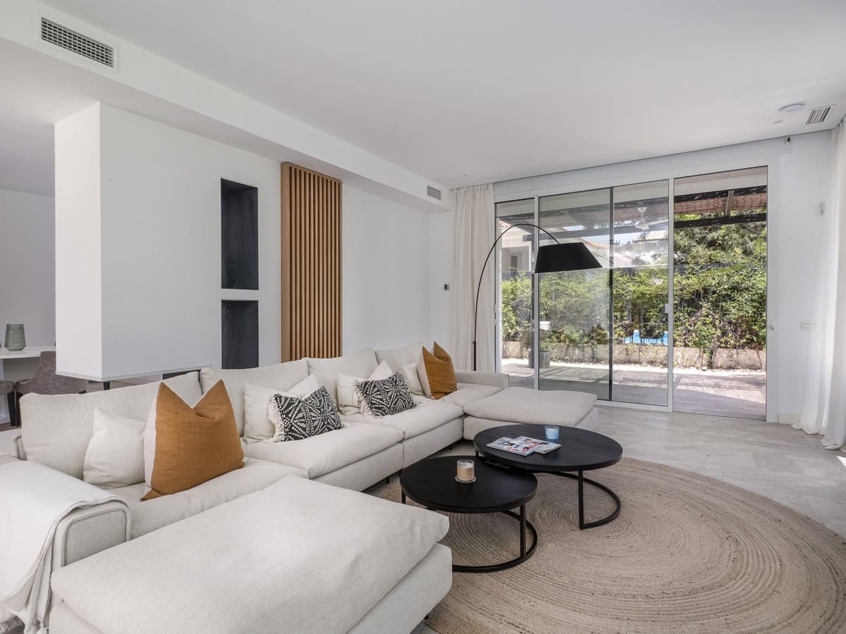 4 sypialnia Willa na sprzedaż w Guadalmina z basenem garażem - 2 650 000 € (Ref: 9311427)