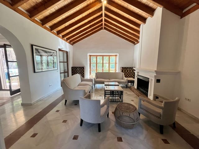 5 soverom Villa til salgs i Guadalmina, Marbella med svømmebasseng garasje - € 1 575 000 (Ref: 9311430)