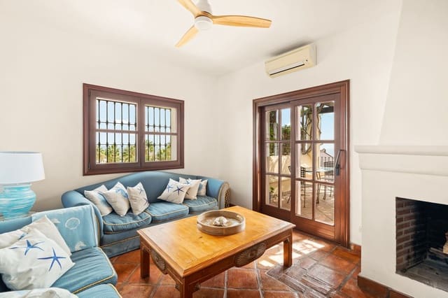 5 quarto Moradia para venda em La Duquesa / Puerto de la Duquesa, Manilva com piscina garagem - 2 140 000 € (Ref: 9314558)