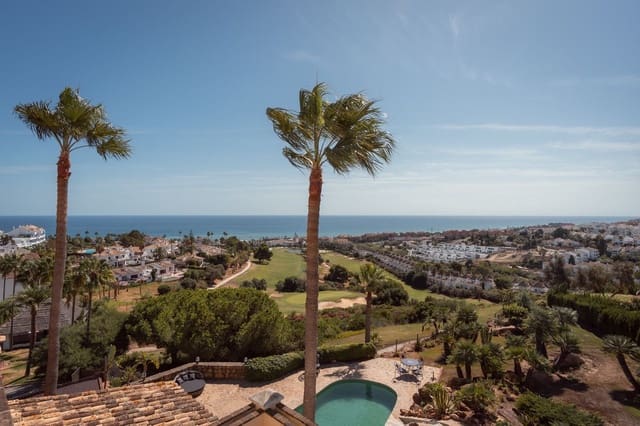 5 quarto Moradia para venda em La Duquesa / Puerto de la Duquesa, Manilva com piscina garagem - 2 140 000 € (Ref: 9314558)