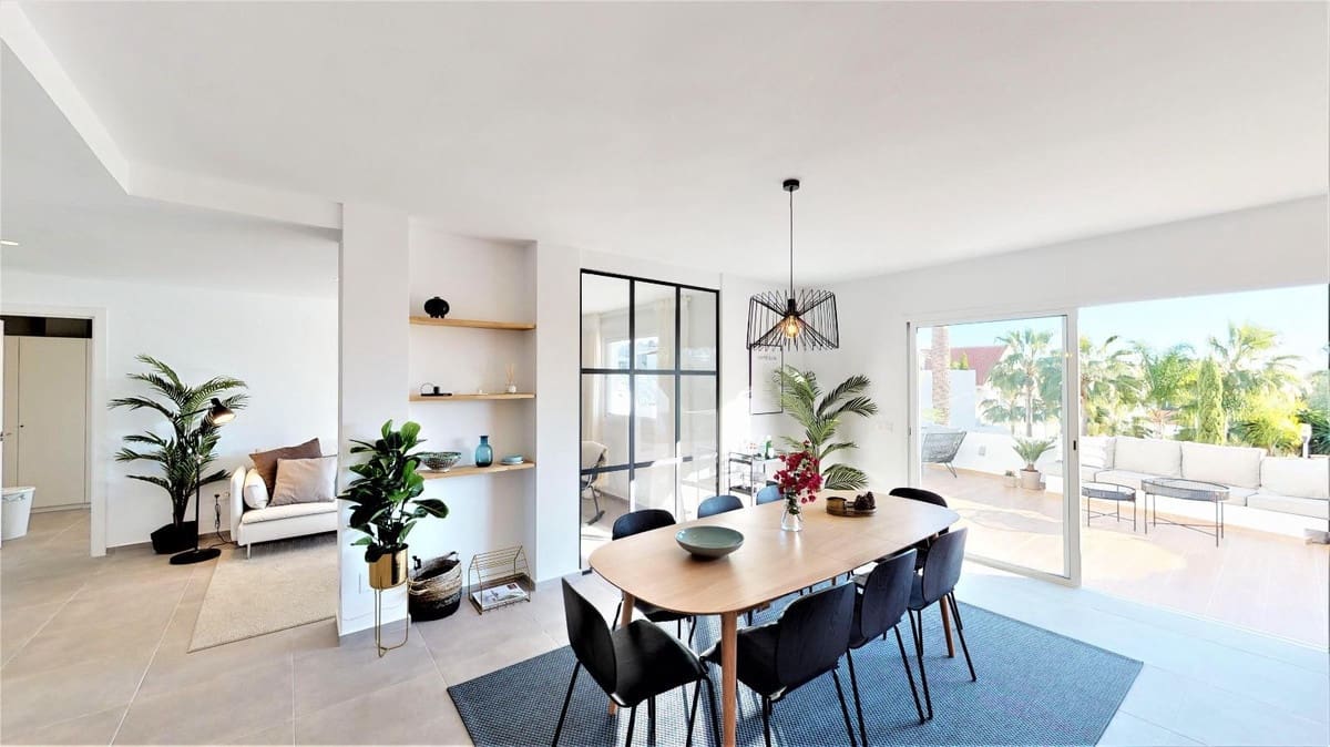 3 soverom Leilighet til salgs i Nueva Andalucia med svømmebasseng garasje - € 649 000 (Ref: 9325591)