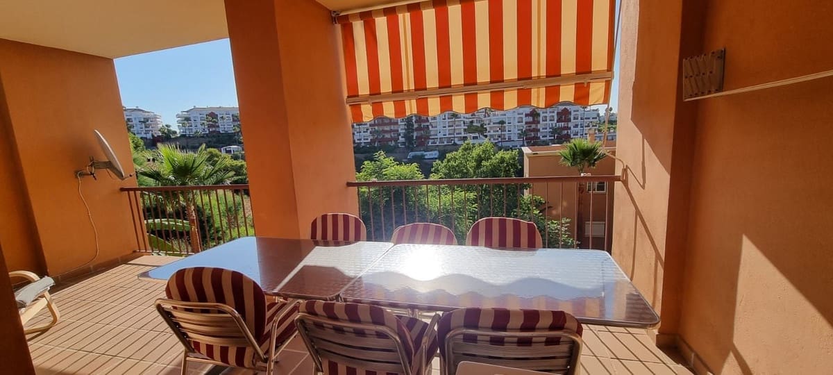 2 sovrum Lägenhet till salu i Miraflores med pool garage - 260 000 € (Ref: 9327013)