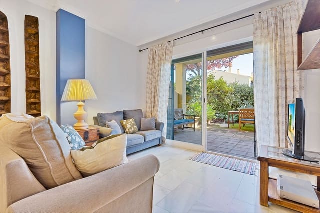 3 soverom Hus til salgs i San Pedro de Alcantara, Marbella med svømmebasseng garasje - € 790 000 (Ref: 9327014)