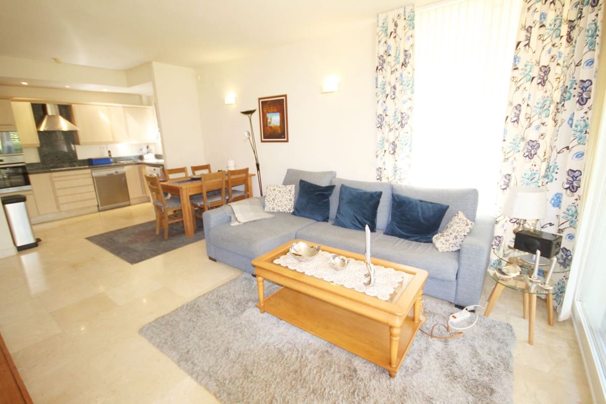 2 soveværelse Lejlighed til salg i Riviera del Sol med swimmingpool garage - € 315.000 (Ref: 9329724)