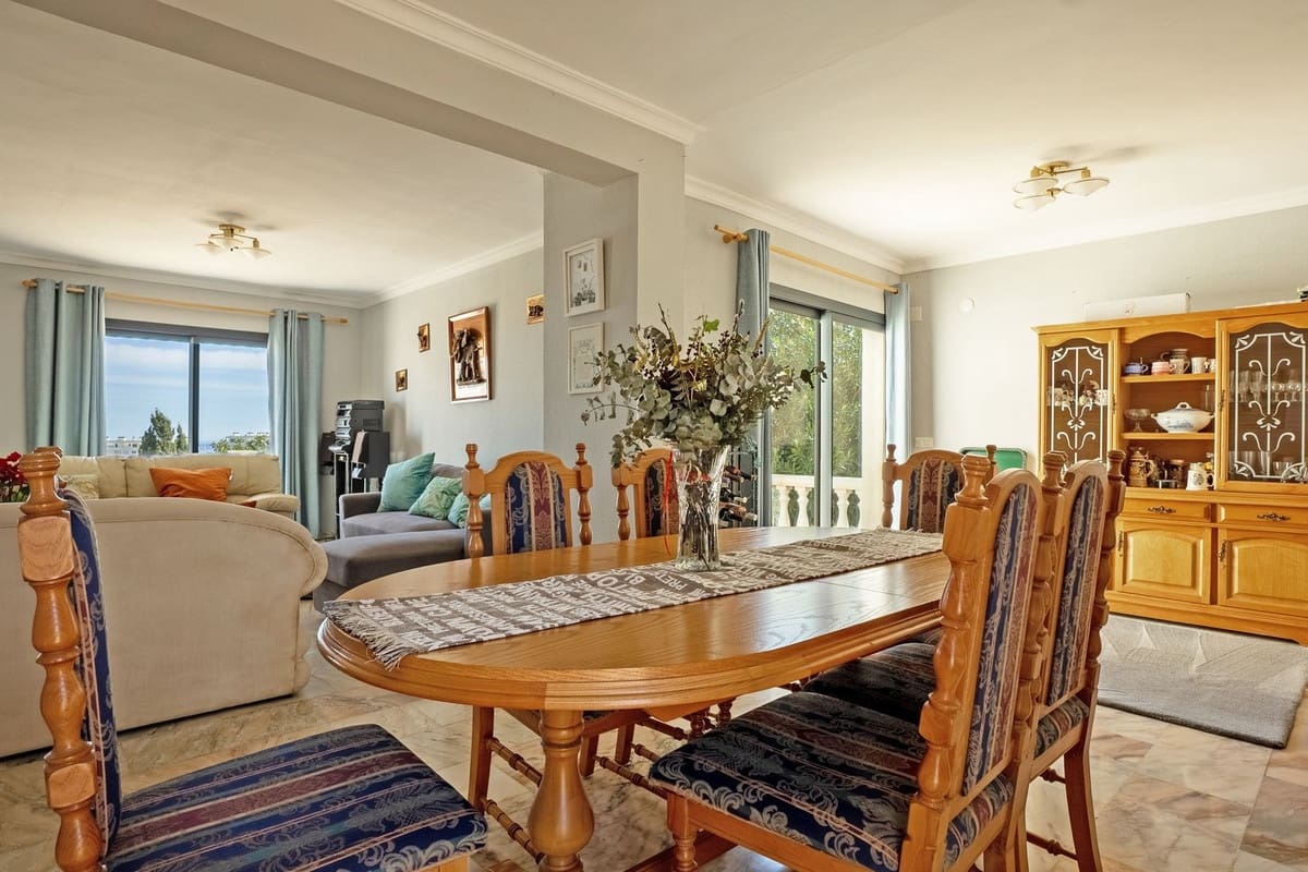 6 chambre Villa/Maison à vendre à Mijas Costa avec piscine garage - 1 185 000 € (Ref: 9340376)