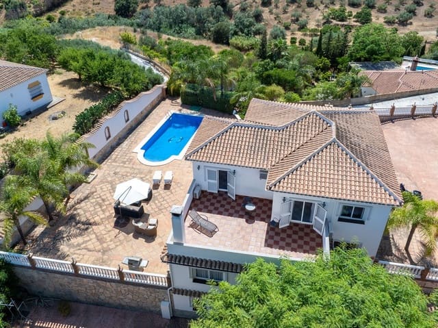4 soverom Villa til salgs i La Cala de Mijas, Mijas med svømmebasseng garasje - € 1 150 000 (Ref: 9340377)