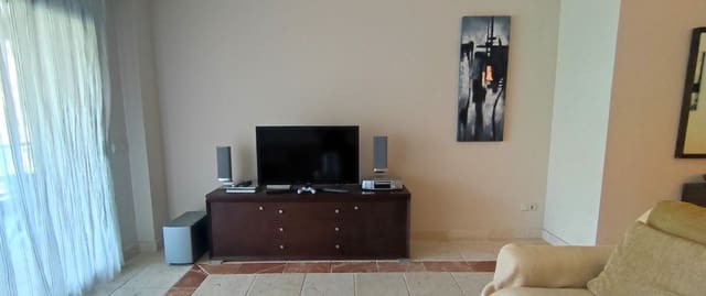 2 slaapkamer Appartement te koop in La Atalaya, Villanueva de Algaidas met zwembad garage - € 475.000 (Ref: 9341405)