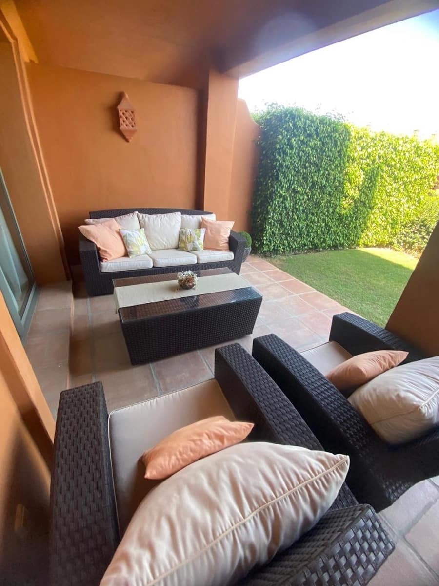 2 soveværelse Lejlighed til salg i La Atalaya med swimmingpool garage - € 449.000 (Ref: 9341406)