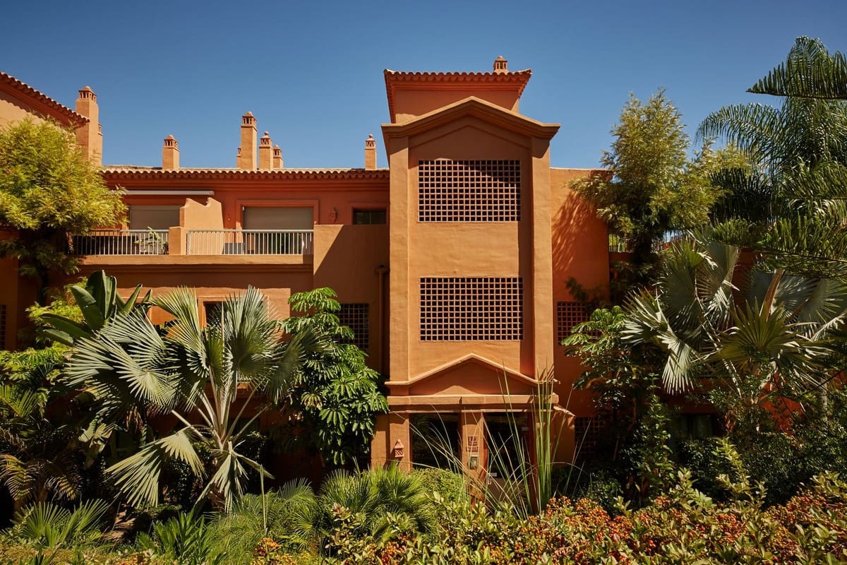 2 chambre Appartement à vendre à El Paraiso avec piscine garage - 495 000 € (Ref: 9341409)