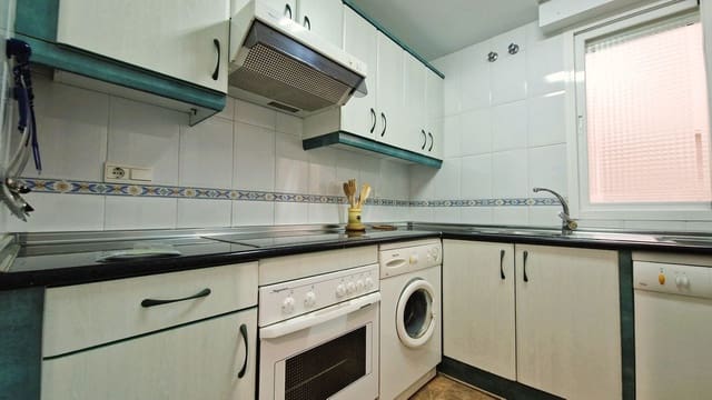 2 soveværelse Lejlighed til salg i San Pedro de Alcantara, Marbella med swimmingpool garage - € 449.000 (Ref: 9345636)