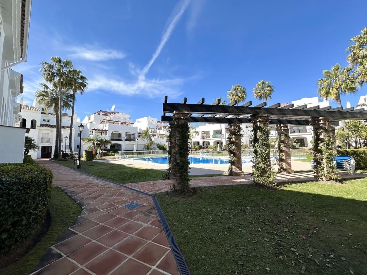 3 soveværelse Lejlighed til salg i San Pedro de Alcantara med swimmingpool garage - € 750.000 (Ref: 9345640)