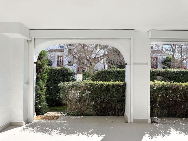 3 soveværelse Lejlighed til salg i San Pedro de Alcantara, Marbella med swimmingpool garage - € 750.000 (Ref: 9345640)