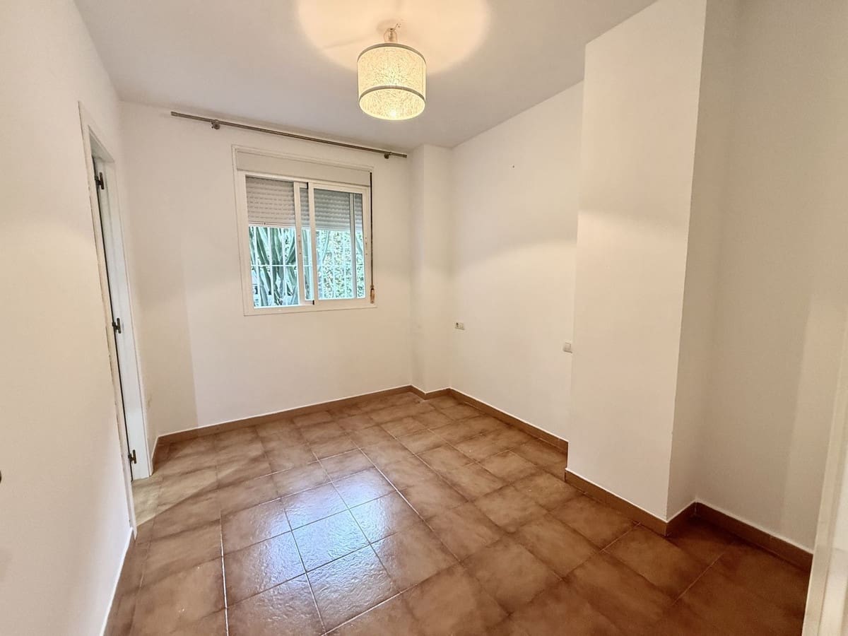 3 camera da letto Appartamento in vendita in Calahonda con piscina garage - 256.000 € (Rif: 9348074)