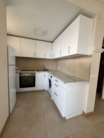 2 quarto Apartamento para venda em Estepona com piscina - 289 000 € (Ref: 9348645)