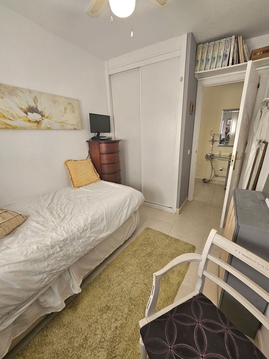 2 soveværelse Lejlighed til salg i Calahonda med swimmingpool garage - € 287.500 (Ref: 9348646)