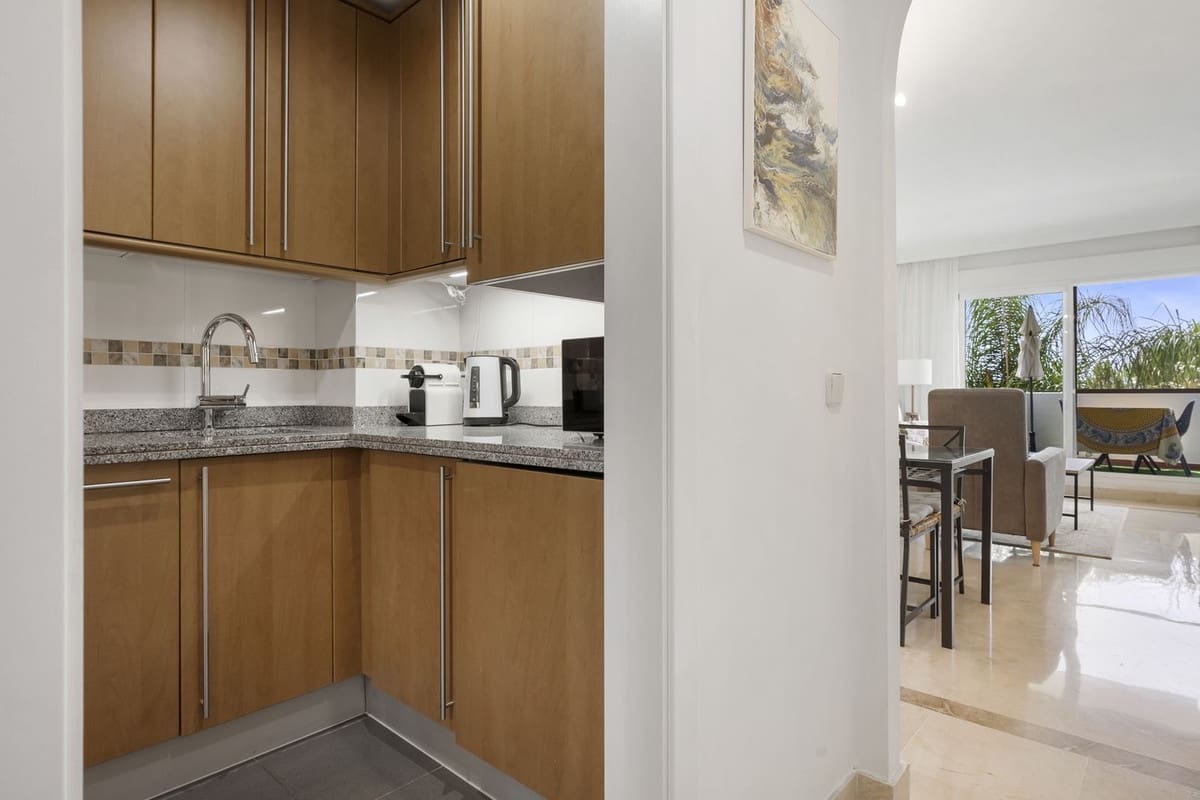 2 chambre Appartement à vendre à La Cala de Mijas avec piscine garage - 285 000 € (Ref: 9348647)