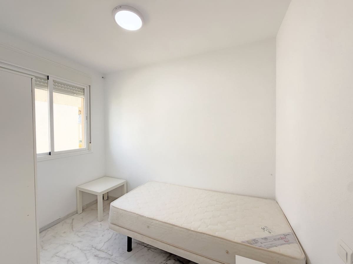 3 makuuhuone Huoneisto myytävänä paikassa Bahia de Casares mukana 
autotalli - 299 000 € (Ref: 9348746)