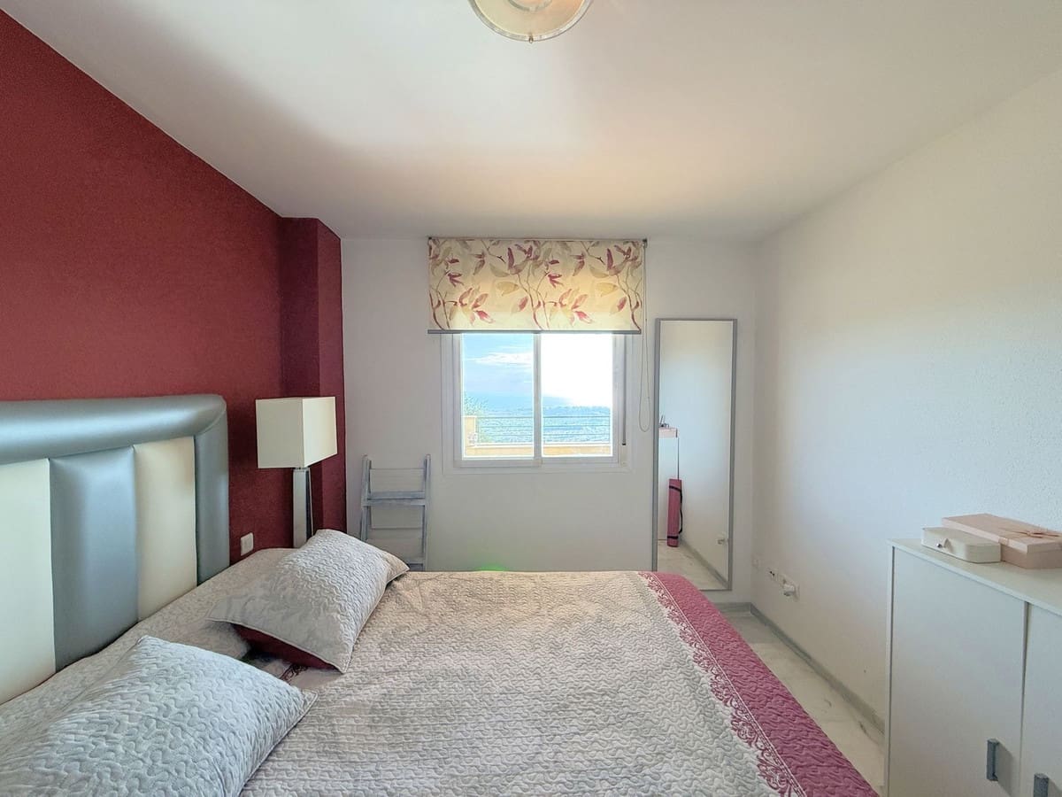 3 makuuhuone Huoneisto myytävänä paikassa Bahia de Casares mukana 
autotalli - 299 000 € (Ref: 9348746)