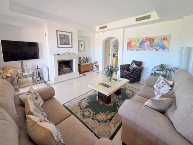 3 camera da letto Casa in vendita in Estepona con piscina garage - 445.000 € (Rif: 9348843)