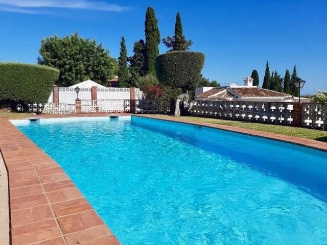 3 soveværelse Byhus til salg i Torremuelle, Benalmádena med swimmingpool - € 340.000 (Ref: 9348848)