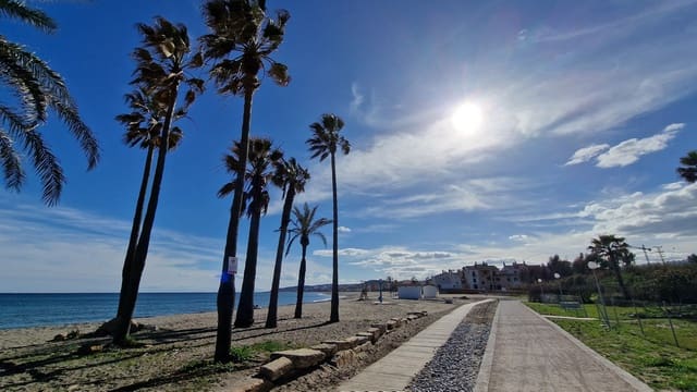 3 camera da letto Attico in vendita in La Duquesa / Puerto de la Duquesa, Manilva con piscina - 390.000 € (Rif: 9354193)