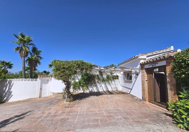 6 soverom Finca/Herregård til salgs i Alhaurín el Grande med svømmebasseng garasje - € 890 000 (Ref: 9354482)