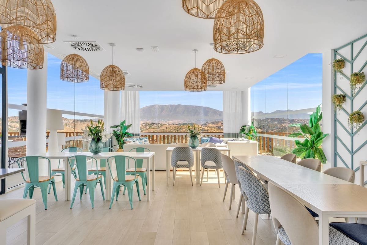 3 chambre Appartement à vendre à La Cala de Mijas avec piscine garage - 565 000 € (Ref: 9354483)