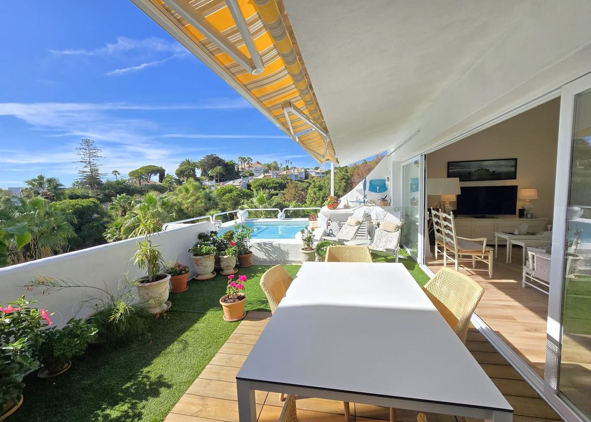 3 soveværelse Penthouse til salg i Calahonda med swimmingpool garage - € 599.000 (Ref: 9354484)