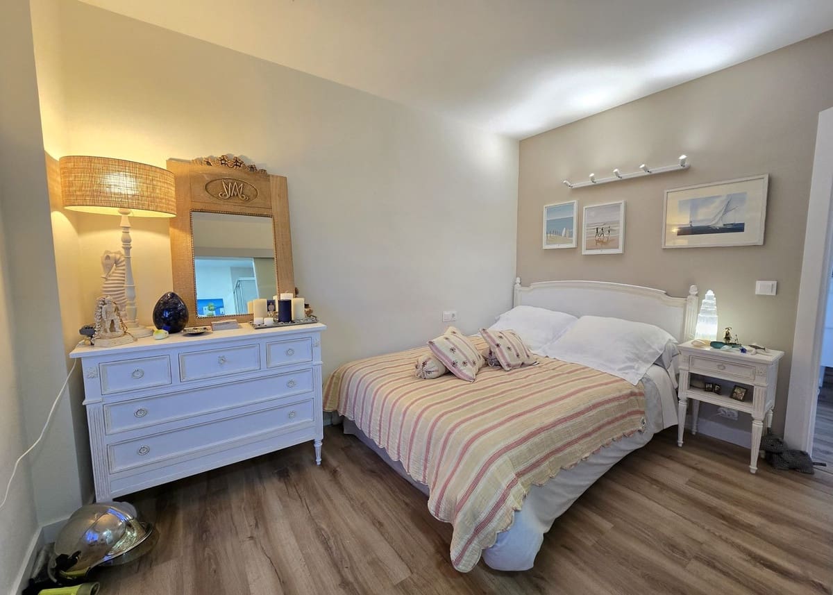 3 soveværelse Penthouse til salg i Calahonda med swimmingpool garage - € 599.000 (Ref: 9354484)