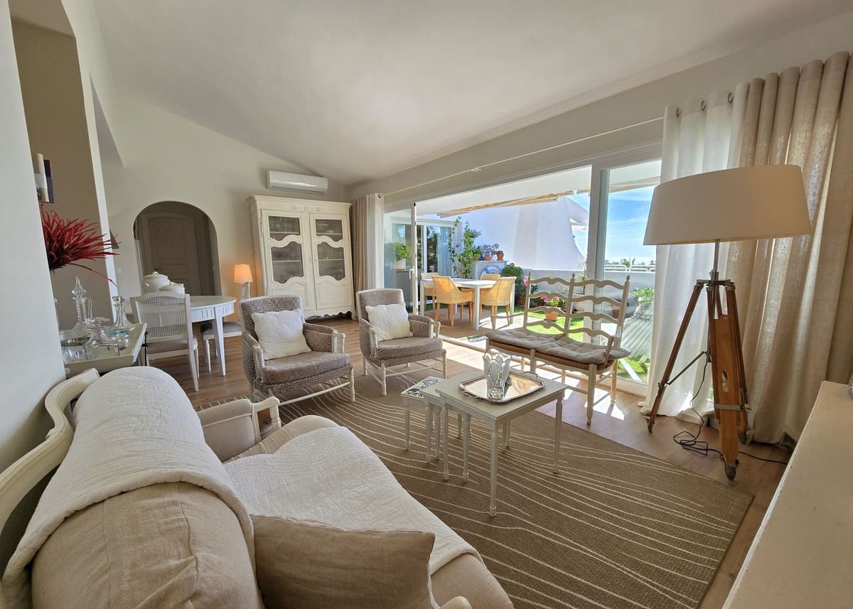 3 soveværelse Penthouse til salg i Calahonda med swimmingpool garage - € 599.000 (Ref: 9354484)