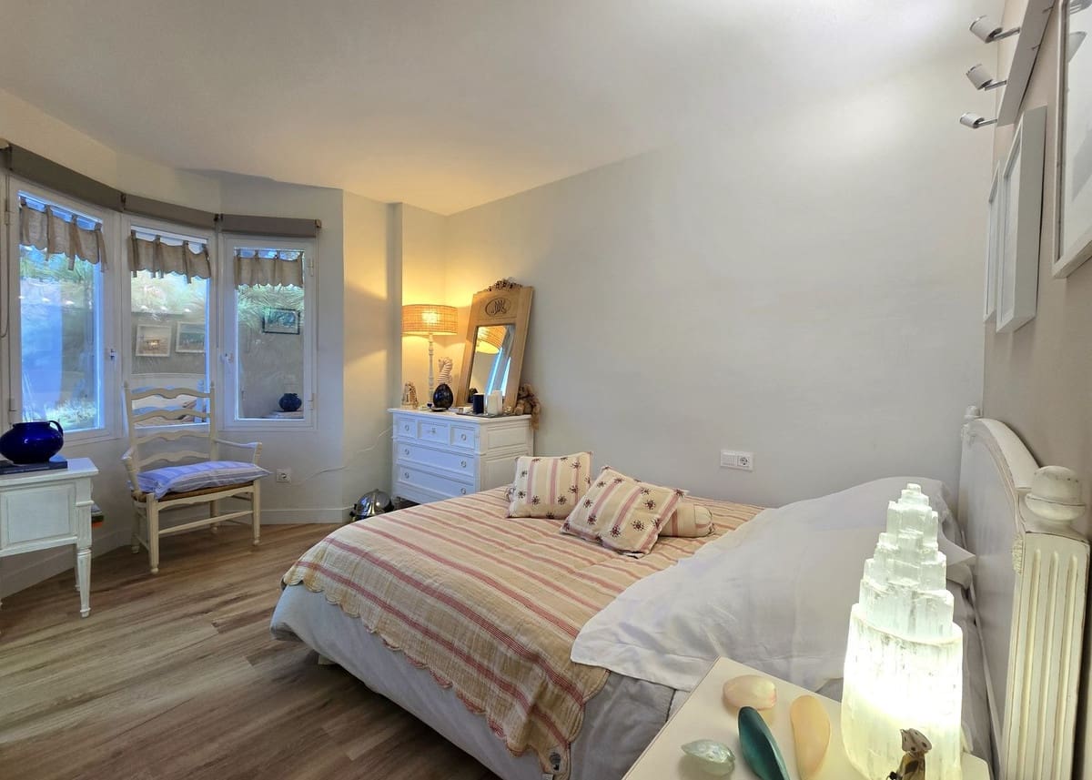 3 soveværelse Penthouse til salg i Calahonda med swimmingpool garage - € 599.000 (Ref: 9354484)