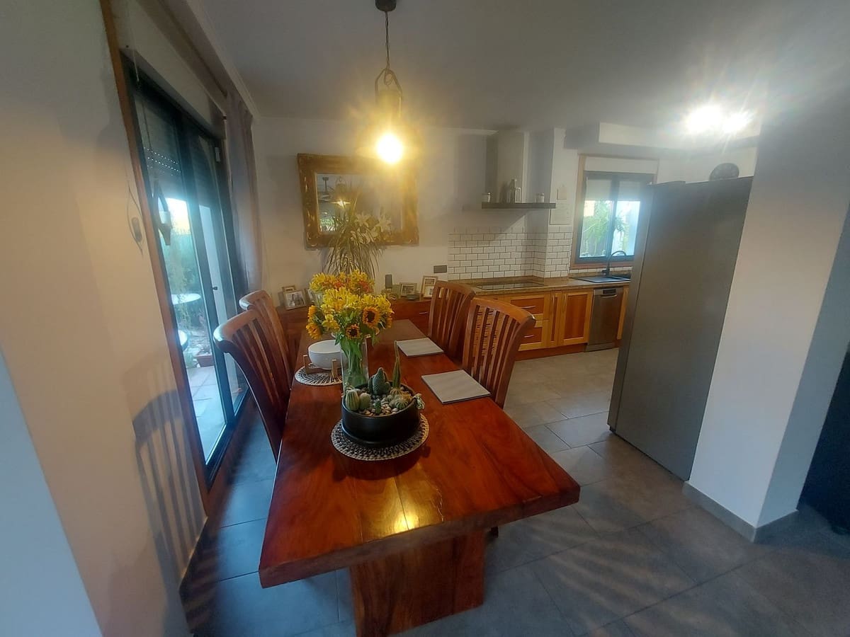 3 chambre Villa/Maison à vendre à Manilva avec piscine garage - 525 000 € (Ref: 9356527)