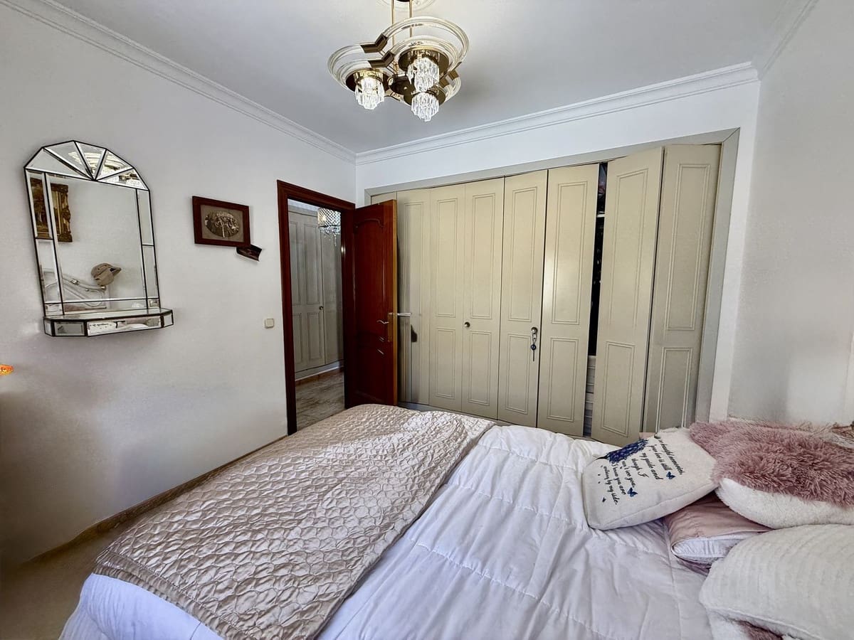 3 soverom Villa til salgs i Benalmadena med svømmebasseng garasje - € 750 000 (Ref: 9356845)