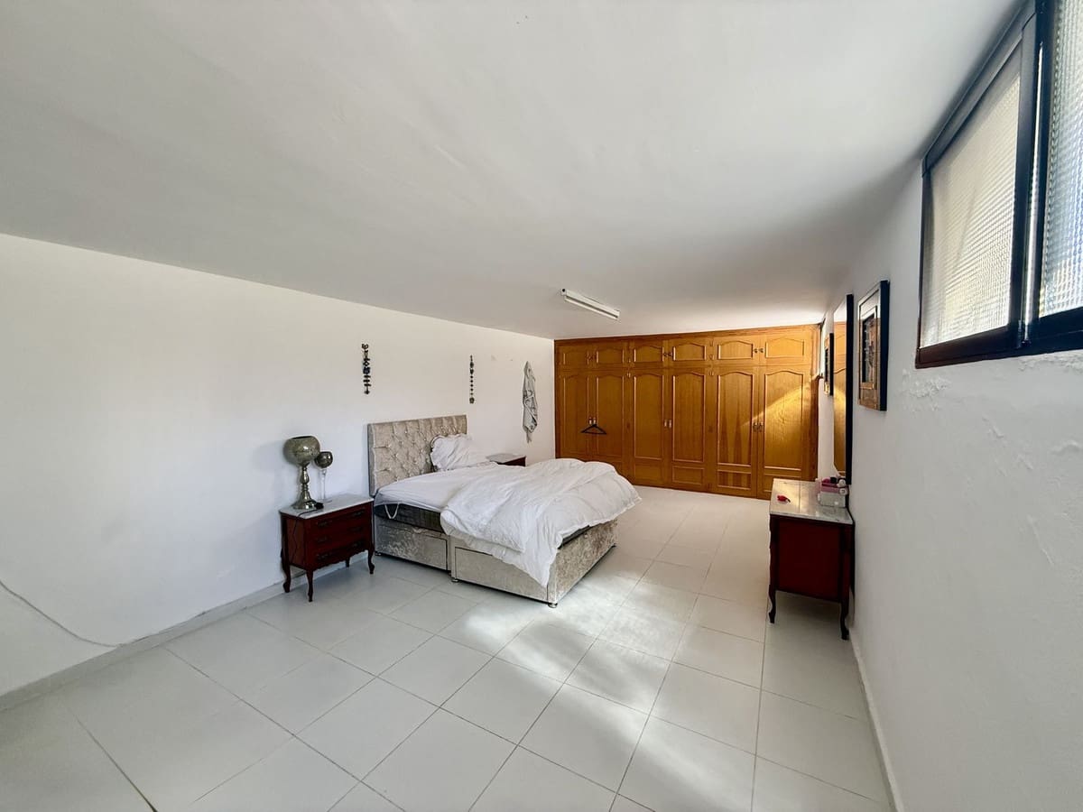 3 soverom Villa til salgs i Benalmadena med svømmebasseng garasje - € 750 000 (Ref: 9356845)