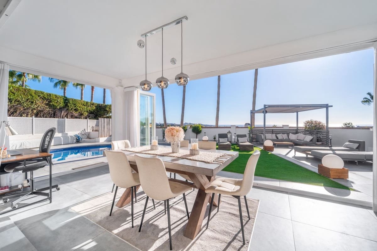 3 camera da letto Villa in vendita in Calahonda con piscina garage - 995.000 € (Rif: 9356919)