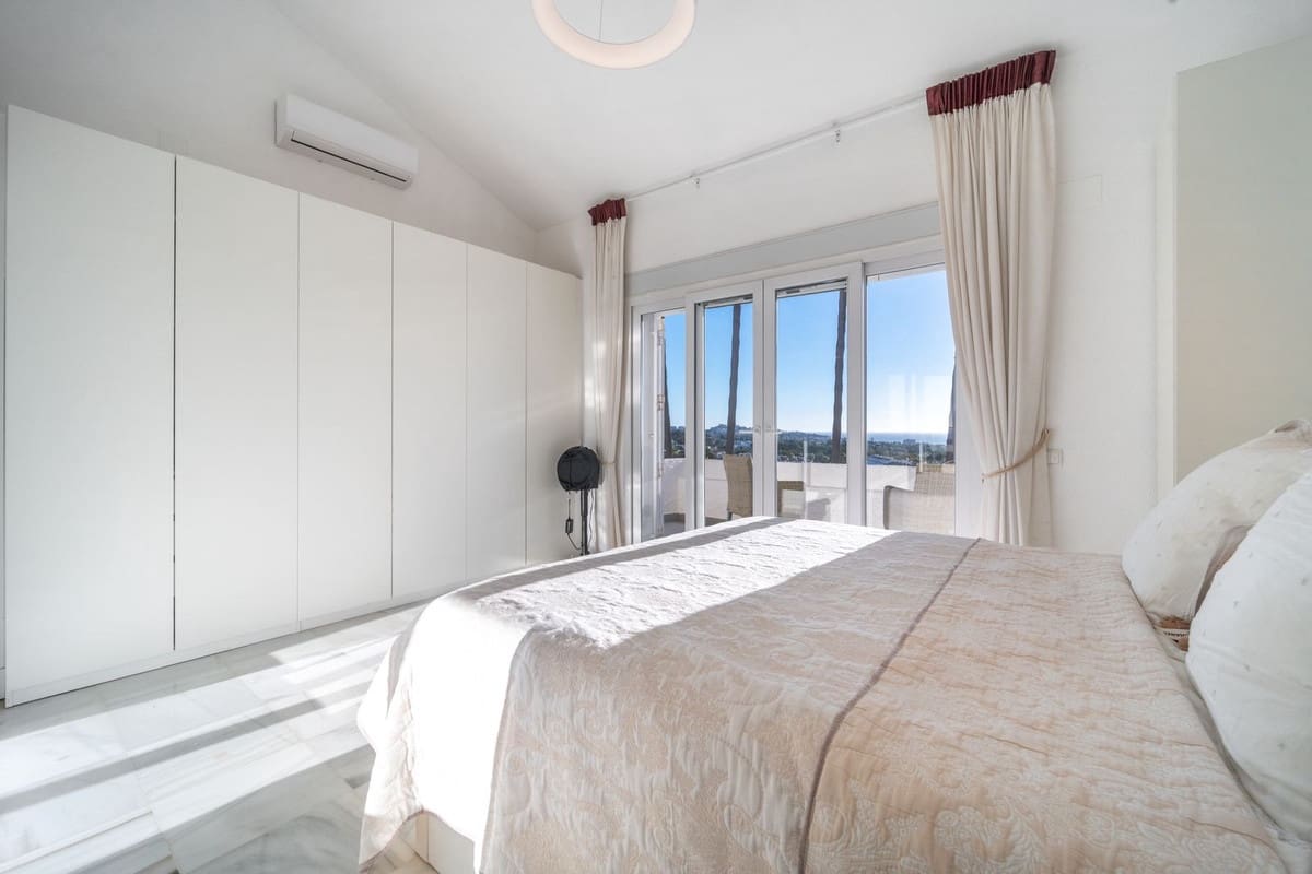 3 camera da letto Villa in vendita in Calahonda con piscina garage - 995.000 € (Rif: 9356919)