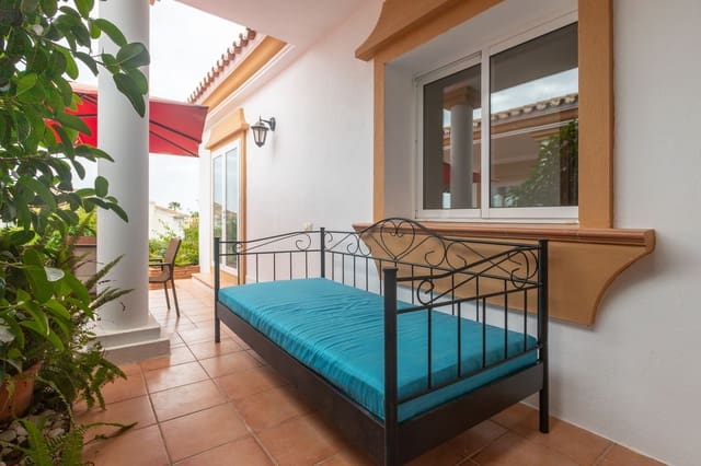 3 chambre Villa/Maison à vendre à Mijas Costa, Mijas avec piscine garage - 1 100 000 € (Ref: 9357011)