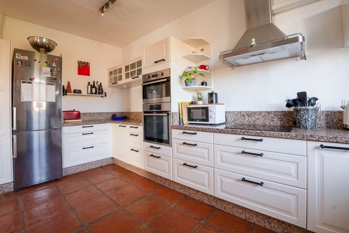 3 soverom Villa til salgs i Mijas Golf med svømmebasseng garasje - € 1 100 000 (Ref: 9357012)