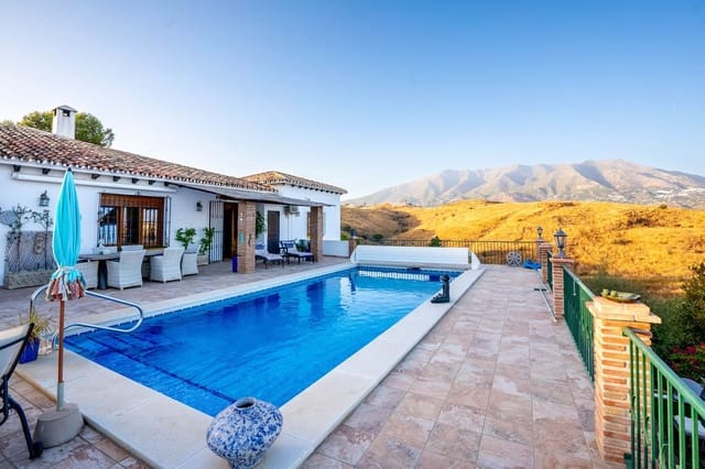 3 soveværelse Villa til salg i Mijas Golf, Mijas med swimmingpool garage - € 1.100.000 (Ref: 9357012)