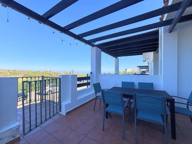 2 makuuhuone Huoneisto myytävänä paikassa La Duquesa / Puerto de la Duquesa, Manilva mukana uima-altaan 
autotalli - 240 000 € (Ref: 9357450)