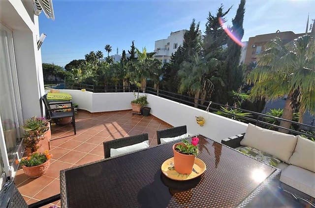 2 soverom Leilighet til salgs i Estepona Golf, Estepona med svømmebasseng - € 215 000 (Ref: 9357452)