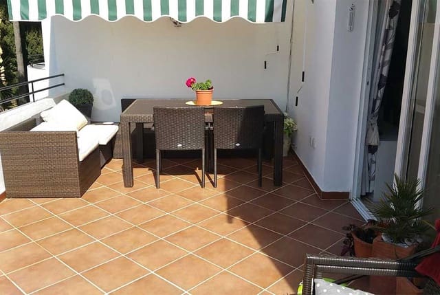 2 soverom Leilighet til salgs i Estepona Golf, Estepona med svømmebasseng - € 215 000 (Ref: 9357452)