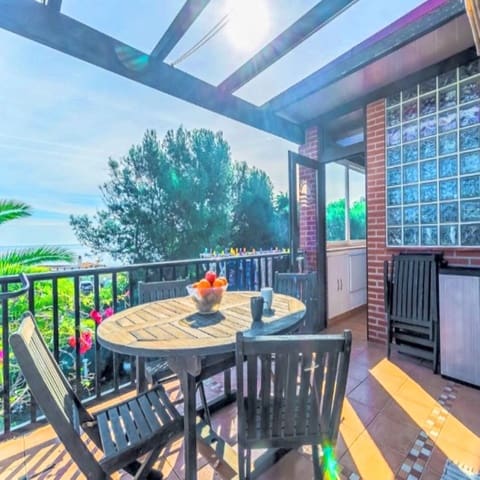 2 makuuhuone Huoneisto myytävänä paikassa Buenas Noches, Estepona mukana uima-altaan 
autotalli - 259 000 € (Ref: 9357699)