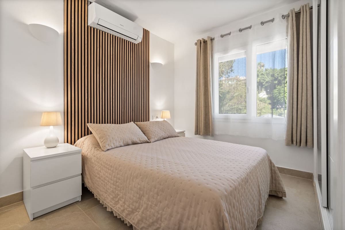 3 bedroom Villa for sale in Torreblanca del Sur with pool garage - € 1,275,000 (Ref: 9363125)