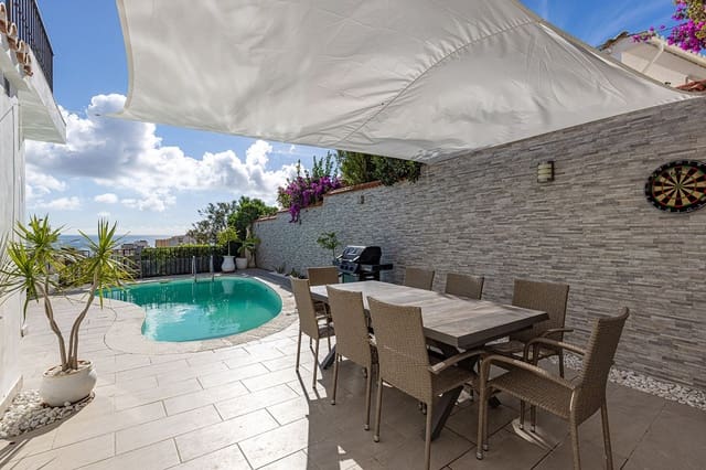 3 slaapkamer Villa te koop in Torreblanca del Sur, Mijas met zwembad garage - € 999.999 (Ref: 9363128)