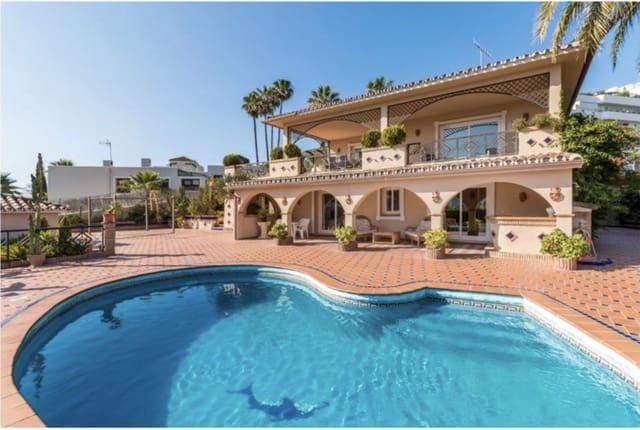 3 quarto Moradia para venda em Guadalmina Alta, Marbella com piscina garagem - 1 300 000 € (Ref: 9363294)