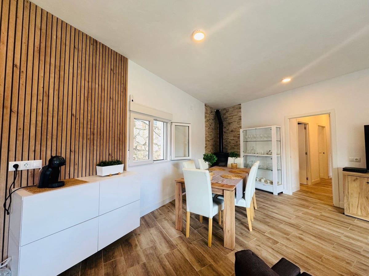 3 soverom Villa til salgs i Valtocado med svømmebasseng garasje - € 580 000 (Ref: 9371324)