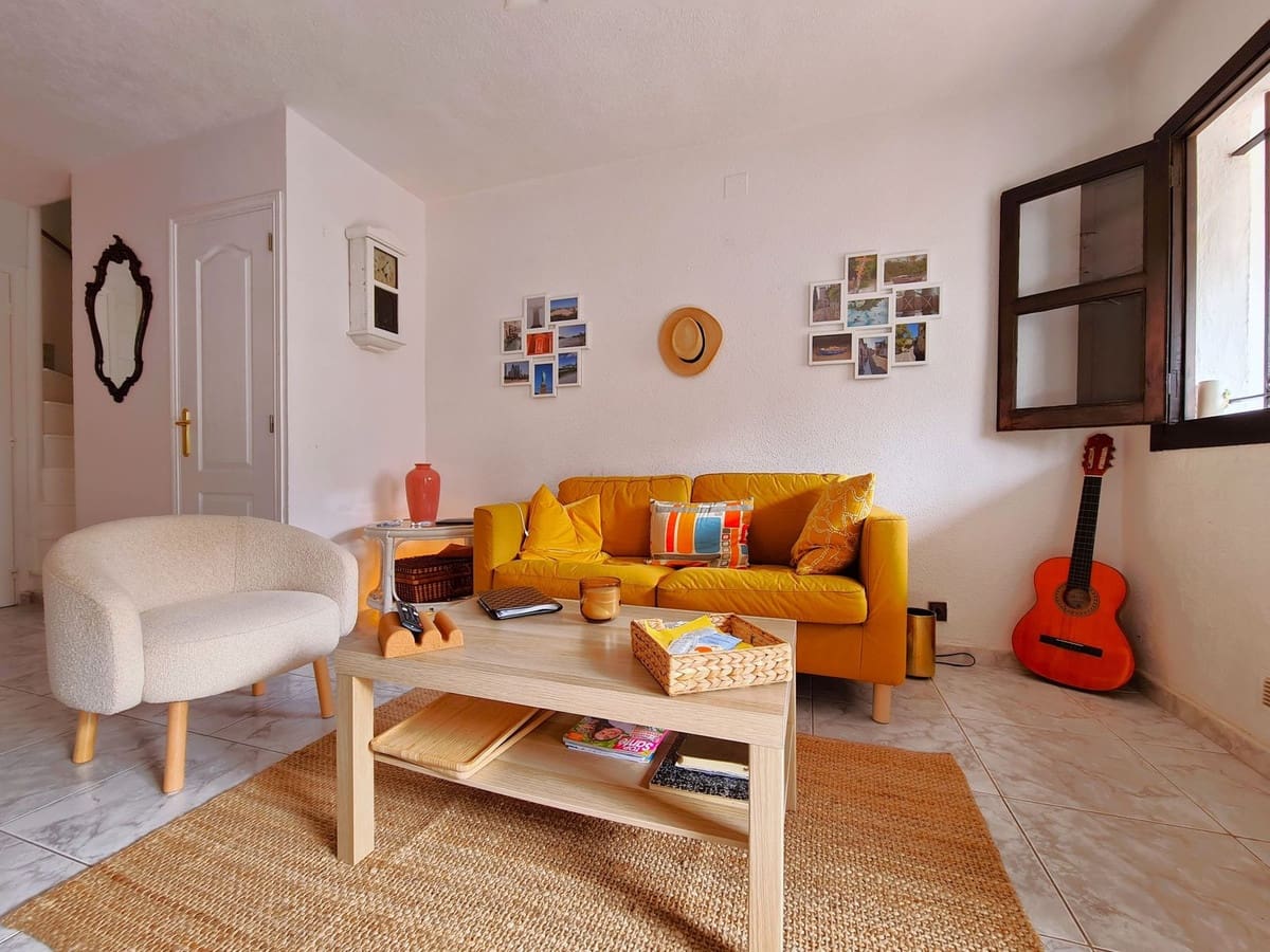 2 bedroom Townhouse for sale in Punta de la Chullera with pool - € 275,000 (Ref: 9376329)