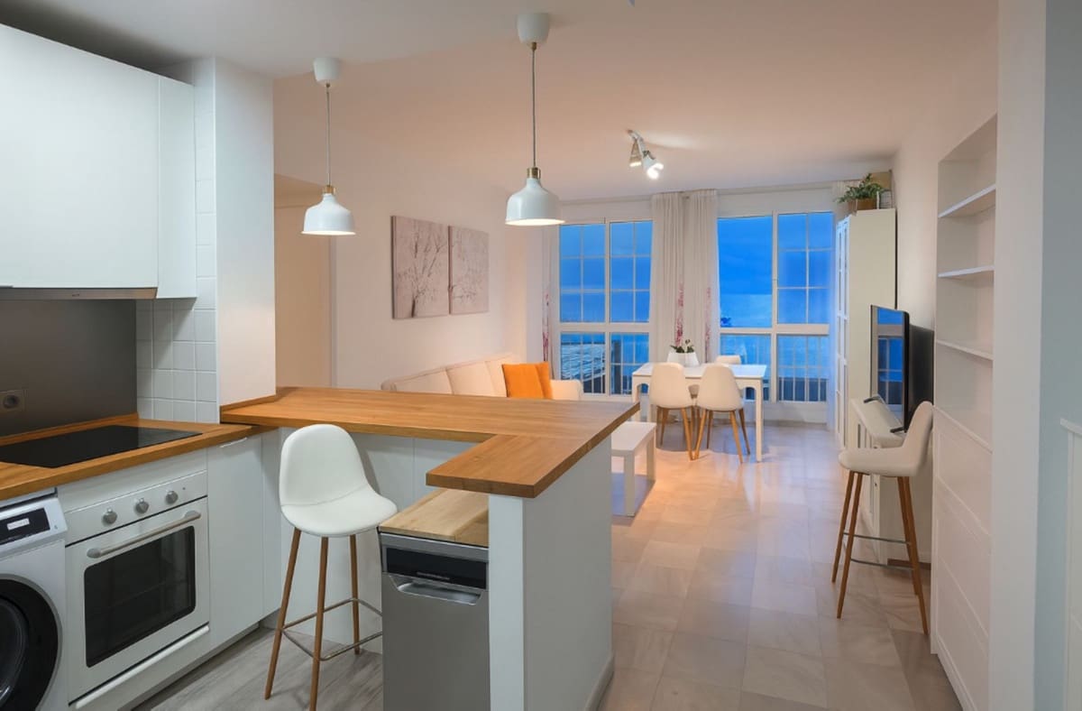 2 camera da letto Appartamento in vendita in La Duquesa / Puerto de la Duquesa - 290.000 € (Rif: 9376414)