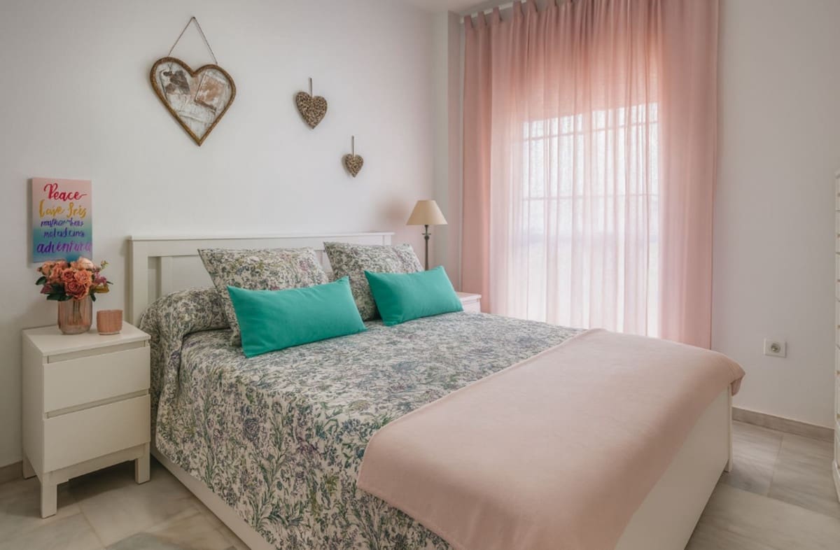 2 camera da letto Appartamento in vendita in La Duquesa / Puerto de la Duquesa - 290.000 € (Rif: 9376414)